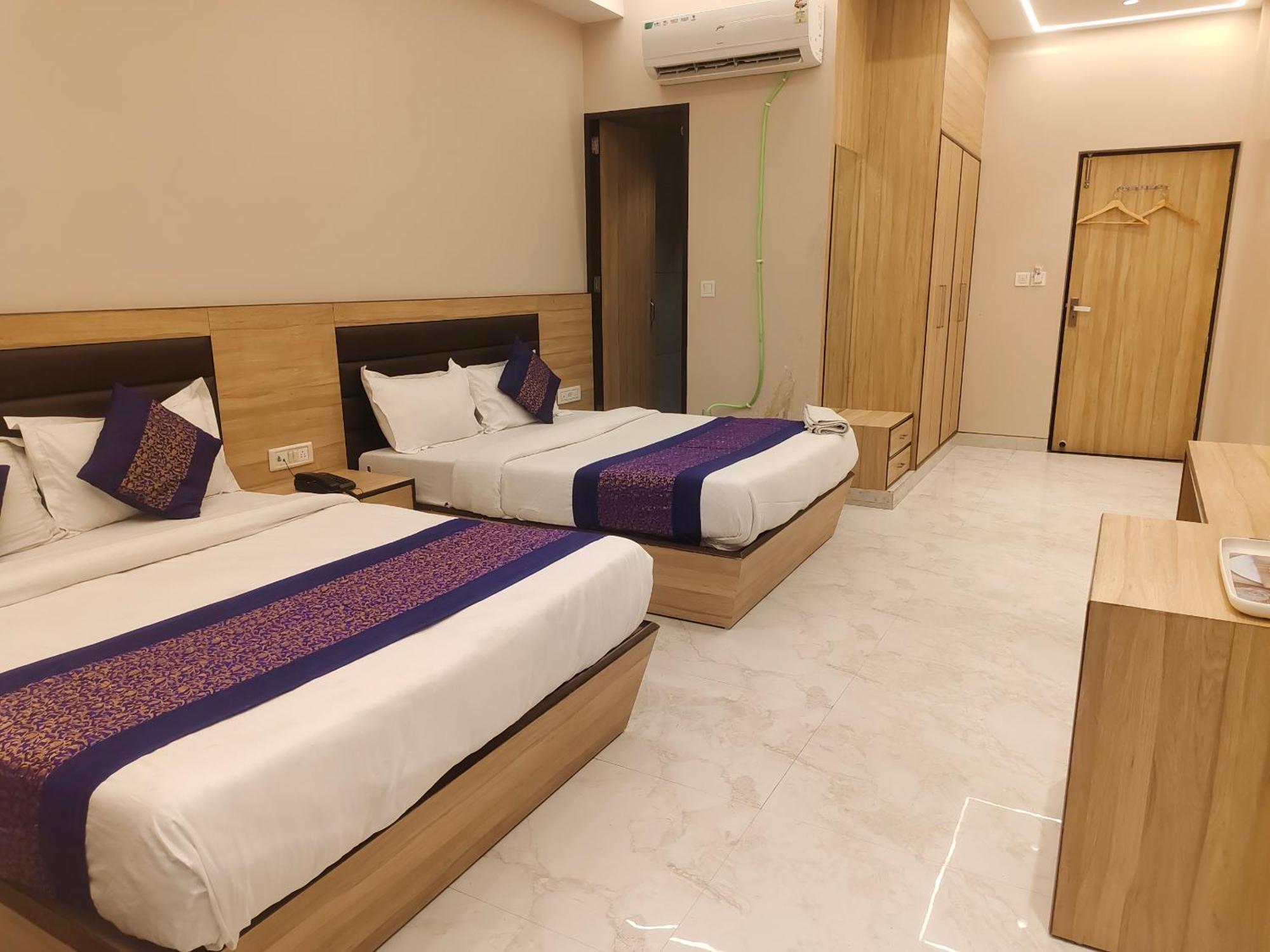 International 66 Guest house *